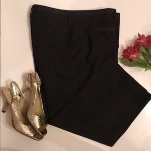 Larry Lavine black capris